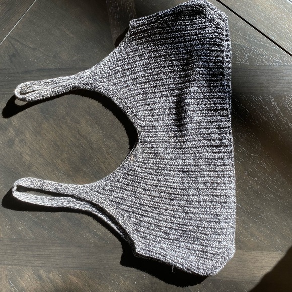 TALULA BLACK & WHITE KNIT CROPPED TANK - Picture 7 of 8